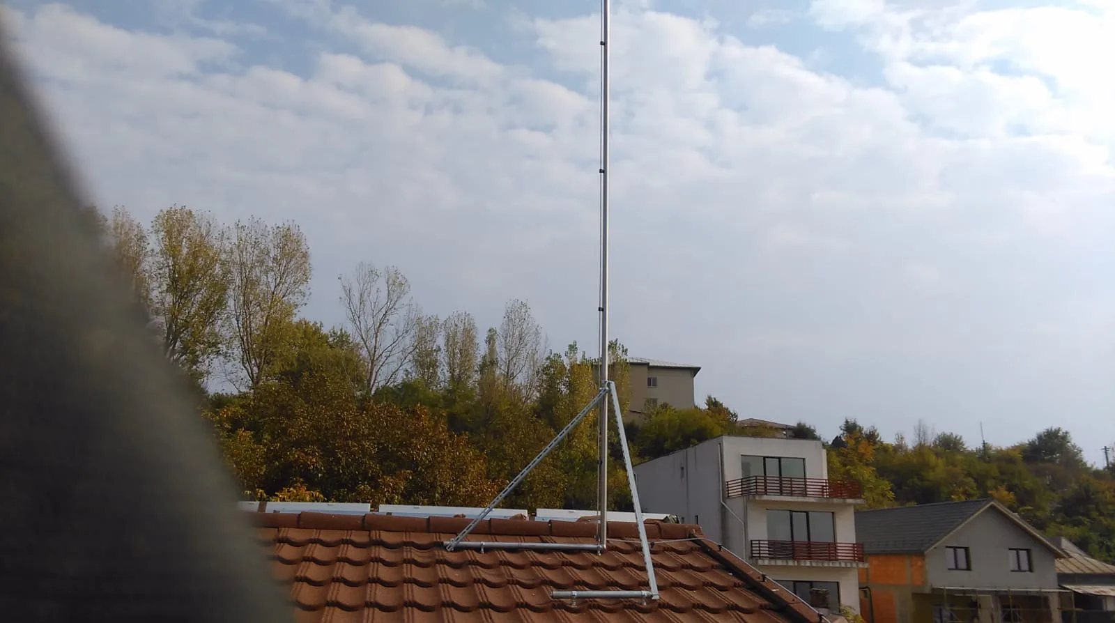 Lucrare montaj paratrăsnet PDA pe hoteluri — proiect Art Construct #11